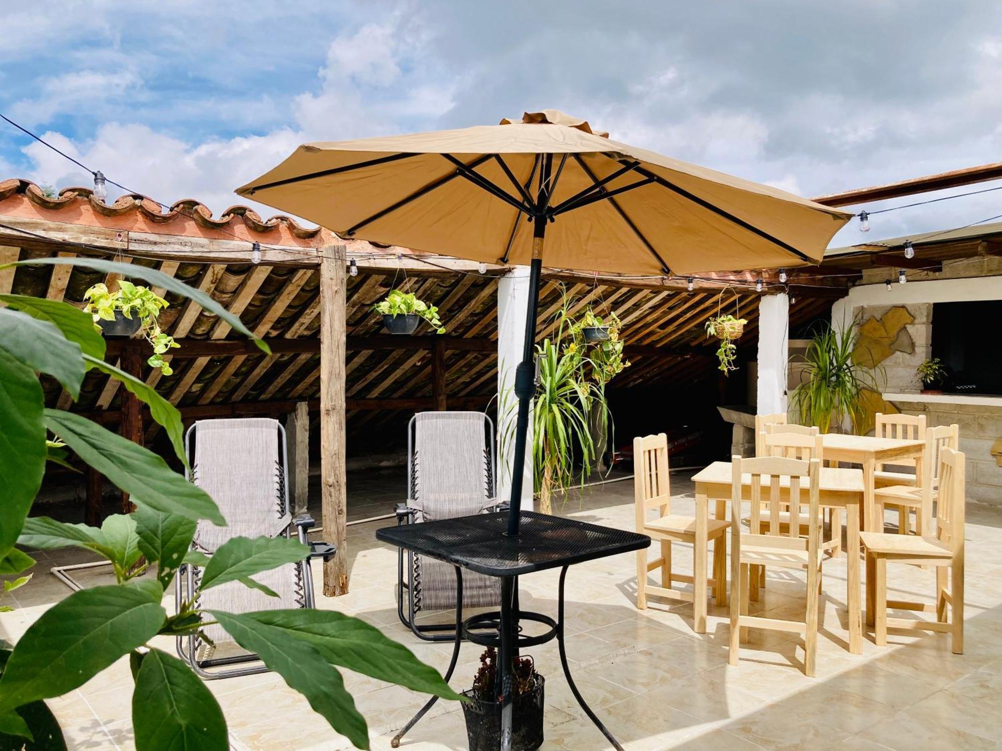 Alhambra Hotel - San Cristóbal de Las Casas Екстериор снимка