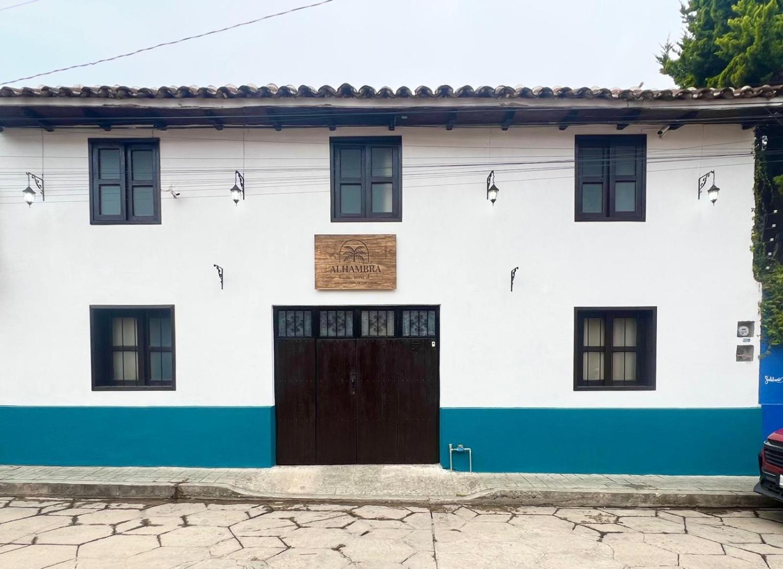 Alhambra Hotel - San Cristóbal de Las Casas Екстериор снимка